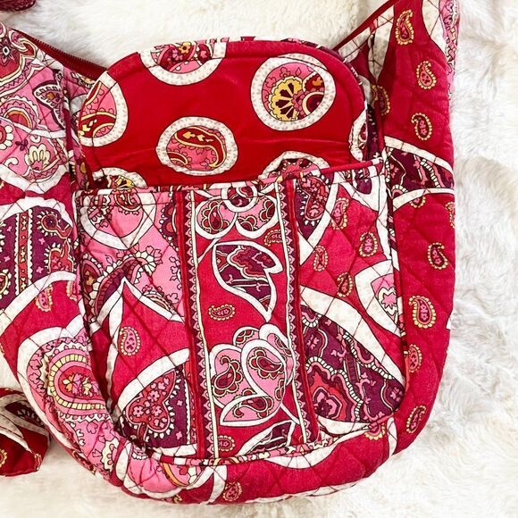 Vera Bradley Rosy‎ Posies Shoulder Bag - Picture 4 of 16
